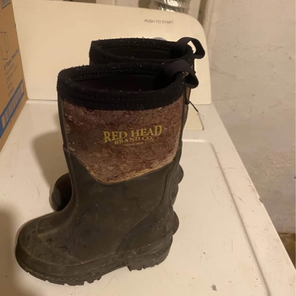 Red head toddler steel shank boots